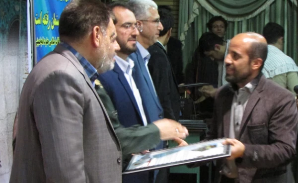 در پردیس شهید باهنر برگزارشد: 

اولین یادواره شهدای مدافع حرم
 7