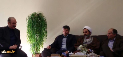 درنشست مشترک مدیر امور پردیس های استان اصفهان با ریاست دانشگاه فنی و حرفه ای شهید مهاجرتاکید شد:

لزوم همکاری های دوجانبه و بهرمندی از ظرفیت ها و امکانات موجود دو دانشگاه