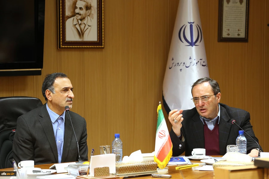 وزیر آموزش و پرورش در جلسه شورای معاونان دانشگاه فرهنگیان:

دانشگاه فرهنگیان باید معلمانی پژوهشگر تربیت کند 6