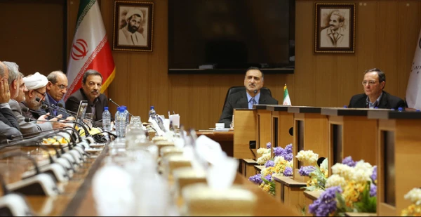 وزیر آموزش و پرورش در جلسه شورای معاونان دانشگاه فرهنگیان:

دانشگاه فرهنگیان باید معلمانی پژوهشگر تربیت کند 10