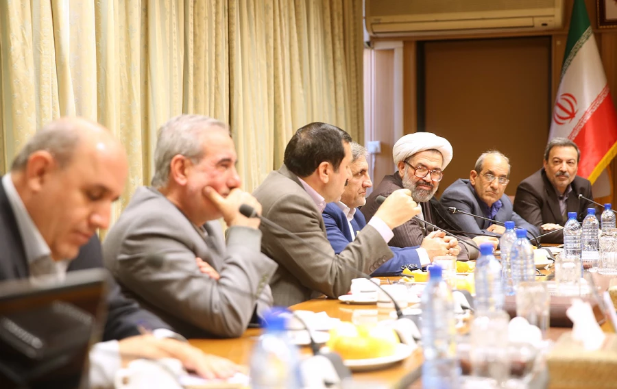 وزیر آموزش و پرورش در جلسه شورای معاونان دانشگاه فرهنگیان:

دانشگاه فرهنگیان باید معلمانی پژوهشگر تربیت کند 12