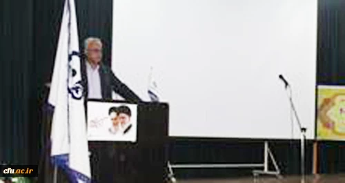 به مناسبت هفته پژوهش برگزار شد:

تجلیل از پژوهشگران و رونمایی از 5 طرح پژوهشی دانشگاه فرهنگیان هرمزگان
 2