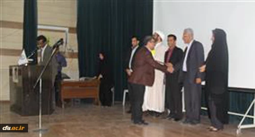 به مناسبت هفته پژوهش برگزار شد:

تجلیل از پژوهشگران و رونمایی از 5 طرح پژوهشی دانشگاه فرهنگیان هرمزگان
 4