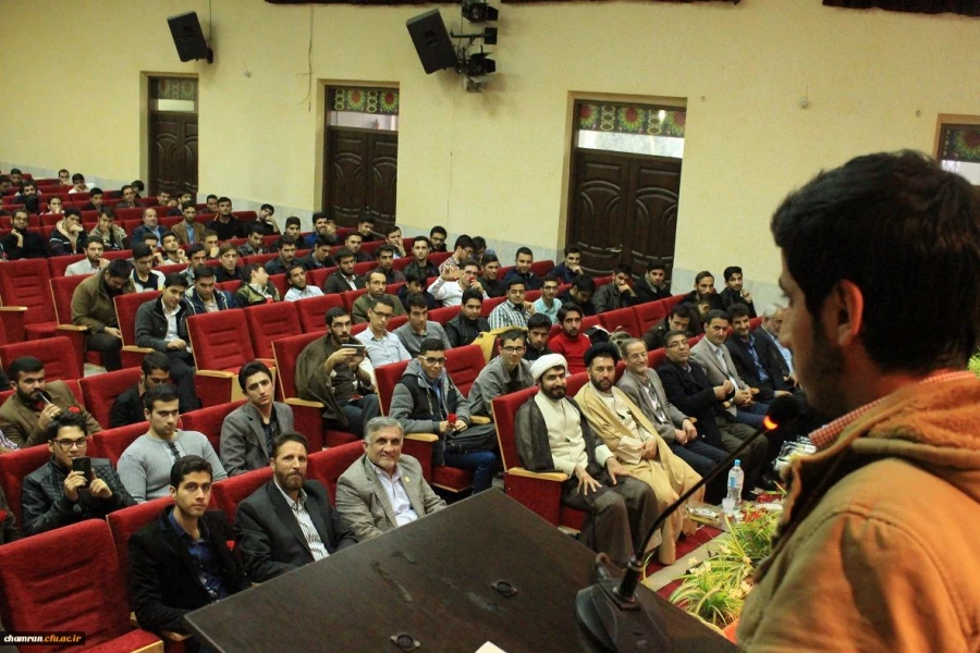 حضور دکتر قنبری در مراسم روز دانشجو در پردیس چمران تهران 3