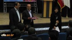 با حضور مدیر کل آموزش و پرورش استان همدان برگزار شد:

نشست علمی بررسی راهکارهای اعتلای کیفیت آموزشی در دانشگاه فرهنگیان همدان 
 3