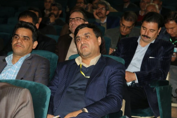 نخستین جشنواره کشوری نوآوری های علمی و پژوهشی دانشجومعلمان در یزد برگزار می شود 10