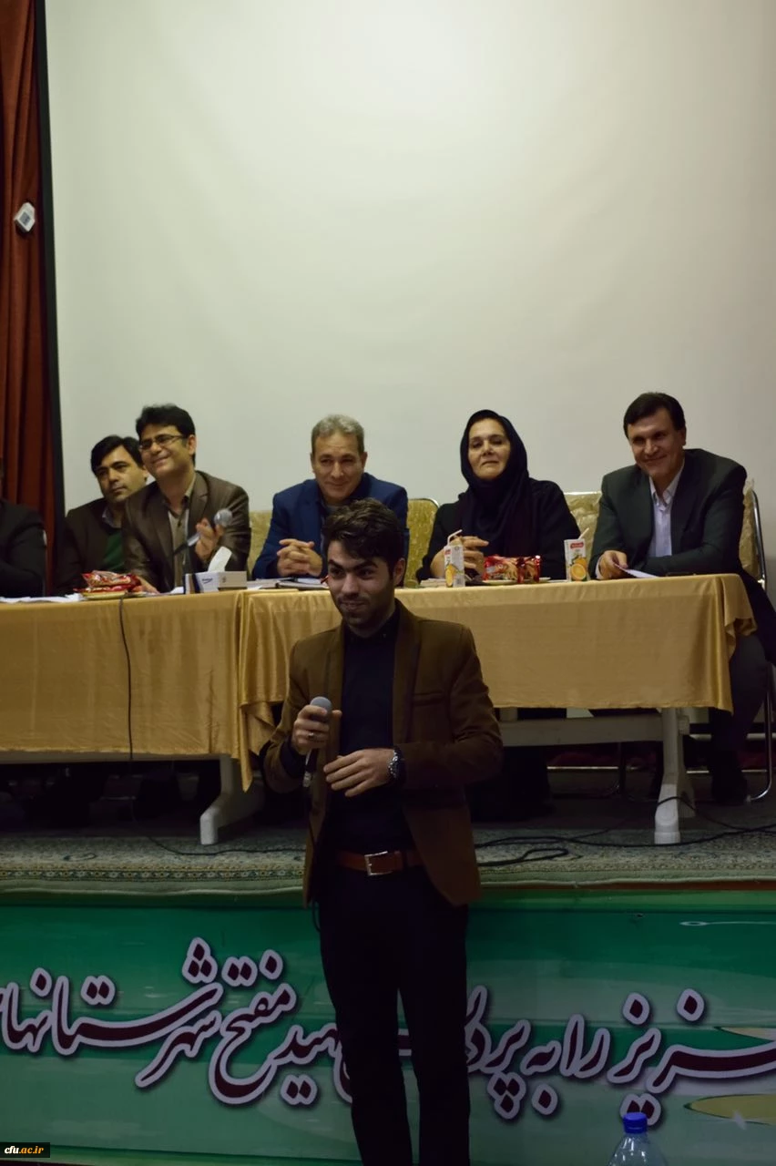 اولین همایش "چالش ها و فرصت های دانشجویی" در پردیس شهید مفتح برگزار شد. 8