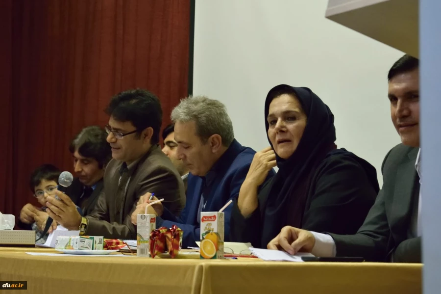 اولین همایش چالش ها و فرصت های دانشجویی در پردیس شهید مفتح برگزار شد. 9