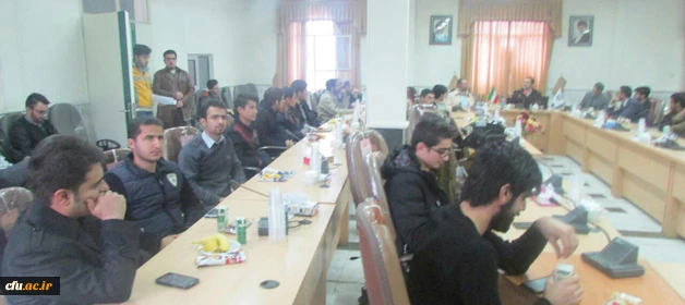 پردیس شهید باهنر اراک برگزار شد:

کارگاه آموزشی “آشنایی با فضای مجازی و پلیس سایبری”
 2