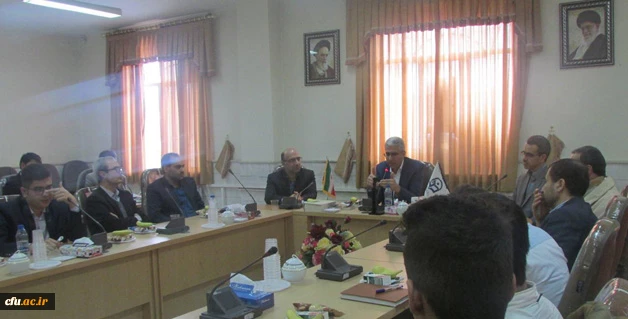 پردیس شهید باهنر اراک برگزار شد:

کارگاه آموزشی  آشنایی با قوانین و مقررات استخدامی ویژه دانشجویان ورودی مهر 95
 3