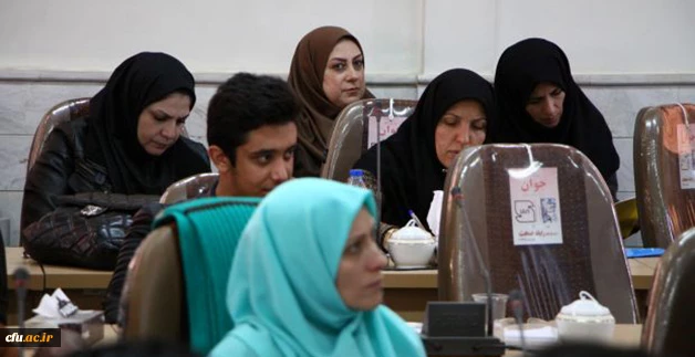 در پردیس شهید باهنر اراک برگزار شد:

کارگاه "توسعه مهارت های شنیداری و گفتاری" 4