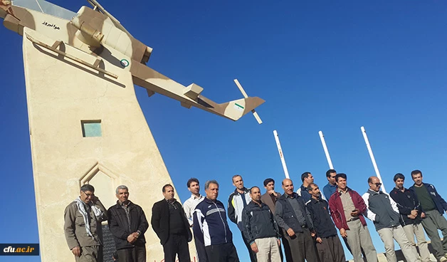 در پردیس شهید مدرس ایلام  برگزار شد:

گرامیداشت یاد شهدا و پاسداشت ارزش های دفاع مقدس
 2