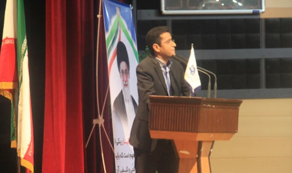 در دوره بالندگی معاونان توسعه منابع و امور دانشجویی و کارشناسان مسول امور دانشجویی دانشگاه تاکید شد:

" ارتقای سطح توانمندی، رعایت قانون، برقراری عدالت و ایجاد محیط سالم دانشگاهی " 3