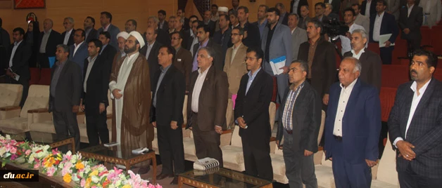 در دوره بالندگی معاونان توسعه منابع و امور دانشجویی و کارشناسان مسول امور دانشجویی دانشگاه تاکید شد:

" ارتقای سطح توانمندی، رعایت قانون، برقراری عدالت و ایجاد محیط سالم دانشگاهی " 4