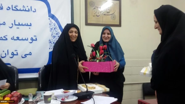 در مرکز آموزش عالی شهید باهنر تهران برگزار شد:

اولین جلسه دفاع از پایان نامه دانشجویان کارشناسی ارشدِ دانشگاه فرهنگیان 7