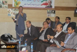 جناب آقای مشهدی رئیس اداره امور سراهای دانشجویی دانشگاه فرهنگیان در بندرعباس بیان داشت:

باید به دانشجو بها داد و از ظرفیت دانشجویی در فرایندها ی تصمیم سازی و مدیریت امور پردیس ها استفاده کرد. 3