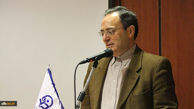 دکتر مهر محمدی در نشست آموزشی معاونان توسعه منابع و امور دانشجویی  دانشگاه فرهنگیان:

دانشگاه فرهنگیان می بایست به سازمانی یادگیرنده تبدیل شود 4