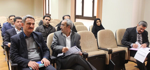 در نخستین روز نشست معاونان توسعه منابع و هماهنگی امور برگزار شد:

کارگاه های تخصصی  پیرامون امور بودجه ای، مالی، اداری و پشتیبانی دانشگاه فرهنگیان
 4