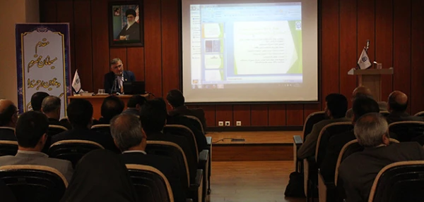 دکتر قنبری در جمع معاونان توسعه منابع، دانشجویی و هماهنگی امور :

فلسفه وجودی معاونت دانشجویی پشتیبانی از دانشجو است 5