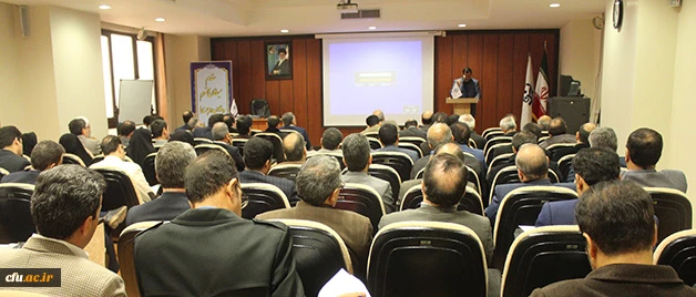 دکتر خاکی در نشست معاونان توسعه و دانشجویی دانشگاه فرهنگیان:

تمرکز زدایی لازمه پویایی وظیفه کنترل و نظارتی معاونان توسعه منابع 2