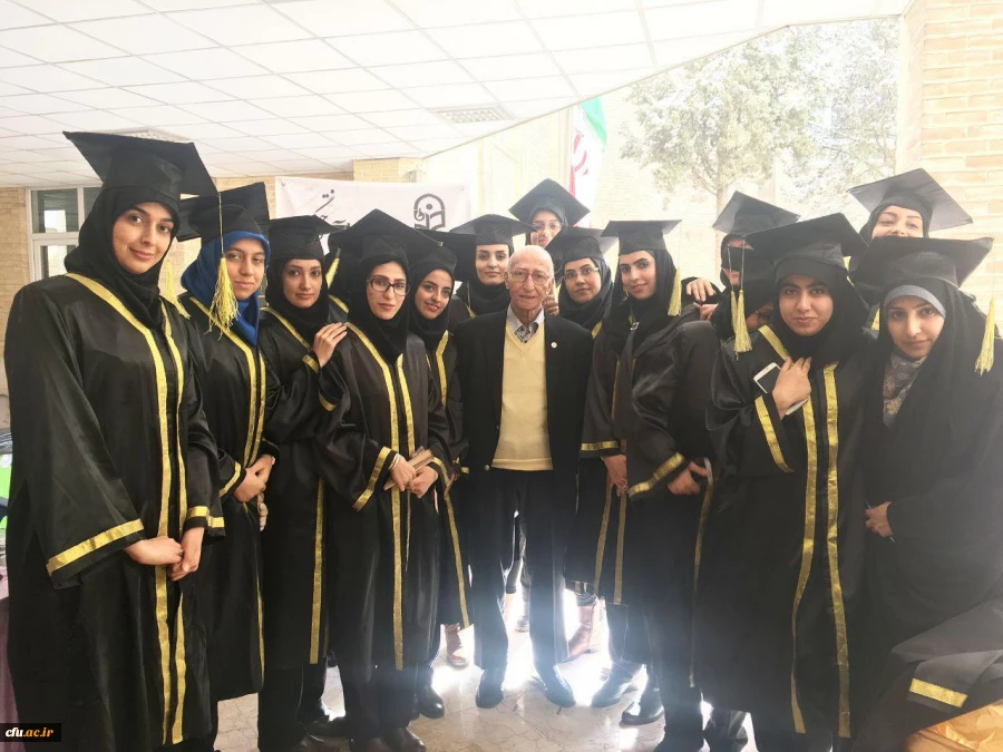 دکتر مهرمحمدی در مراسم دانش آموختگی دانشجومعلمان مرکز شهید شرافت:

دانشگاه فرهنگیان با توجه به ماموریت خطیرش باید بعنوان یکی از علل بقا و دوام انقلاب اسلامی شمرده شود 5