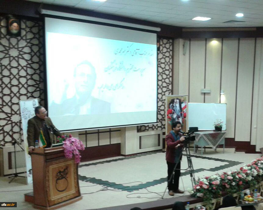 دکتر مهرمحمدی در مراسم دانش آموختگی دانشجومعلمان مرکز شهید شرافت:

دانشگاه فرهنگیان با توجه به ماموریت خطیرش باید بعنوان یکی از علل بقا و دوام انقلاب اسلامی شمرده شود 6