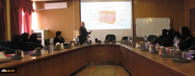 کارگاه آموزشی مراقبت های بهداشتی و پیشگیری از بیماری پوستی در پردیس های تبریز برگزار شد
 2