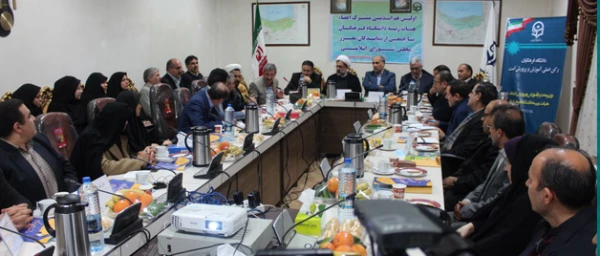 در نشست هم اندیشی نمایندگان مجلس شورای اسلامی با هیات رئیسه دانشگاه فرهنگیان مطرح شد:

ضرورت پرداختن به توسعه کیفی، ارتقا امکانات رفاهی، کارایی و اثر بخشی خروجی های دانشگاه 2