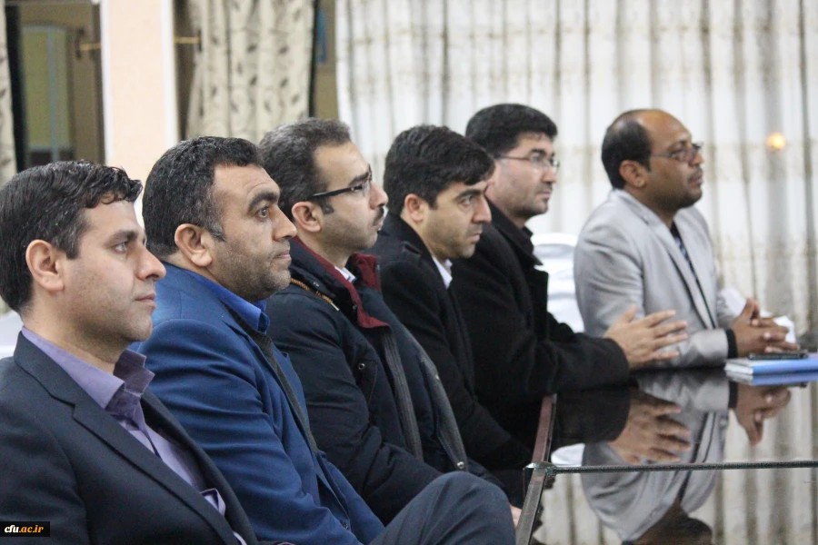 در نشست کارشناسان نظارت و مدیران گروه های آموزشی با نمایندگان مجلس مطرح شد:

هزینه در آموزش و پرورش و دانشگاه فرهنگیان  معنا ندارد، صرف بودجه در این جا سرمایه گذاری است 5