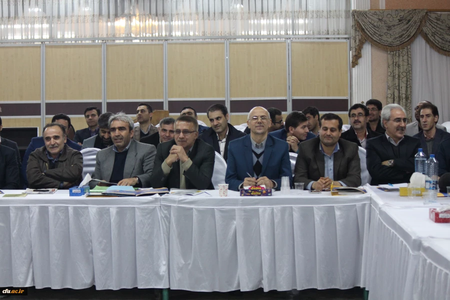 در نشست کارشناسان نظارت و مدیران گروه های آموزشی با نمایندگان مجلس مطرح شد:

هزینه در آموزش و پرورش و دانشگاه فرهنگیان  معنا ندارد، صرف بودجه در این جا سرمایه گذاری است 6