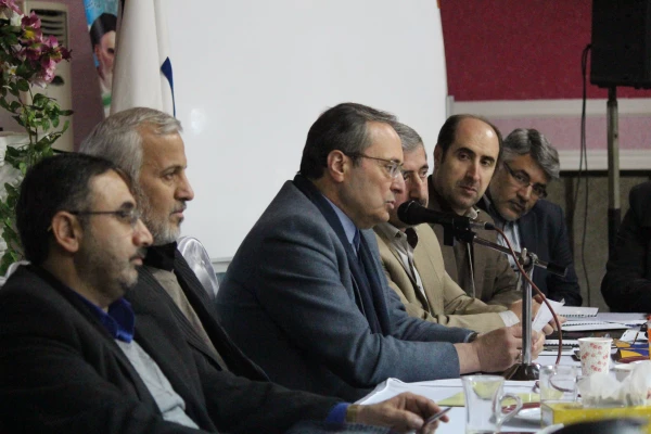 در نشست کارشناسان نظارت و مدیران گروه های آموزشی با نمایندگان مجلس مطرح شد:

هزینه در آموزش و پرورش و دانشگاه فرهنگیان  معنا ندارد، صرف بودجه در این جا سرمایه گذاری است 9