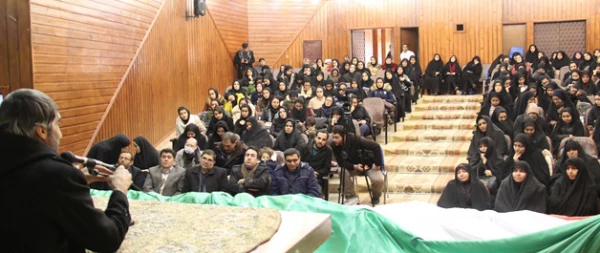 به همت پردیس بنت الهدی صدر اردبیل  برگزار شد:

همایش"منزلت زن،تحکیم بنیان خانواده،سبک زندگی ایرانی،اسلامی" 
 7