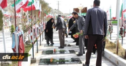 به همت پردیس های استان انجام شد:

غبار روبی و عطر افشانی گلزار شهدا سیستان و بلوچستان
 3