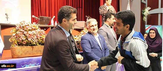 دکتر قنبری در اختتامیه نخستین کارگاه علمی کاربردی دستیاری مراکز تندرستی و مشاوره ورزشی دانشگاه فرهنگیان:

ورزش راهی برای رسیدن به نقطه تعالی و انسان سازی 2