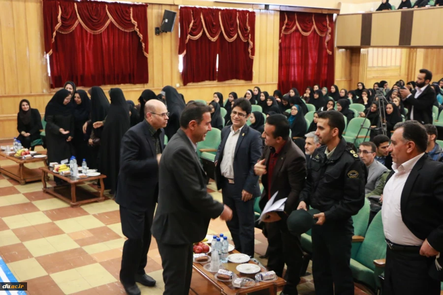 دومین همایش از سلسله همایش های ازدواج دانشجویی در مرکز سلمان فارسی شیراز 3