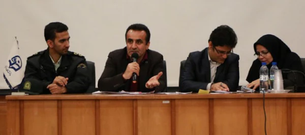 در مرکز سلمان فارسی استان فارس برگزار شد:

دومین نشست فرصت ها و چالش های ازدواج دانشجویی
 5