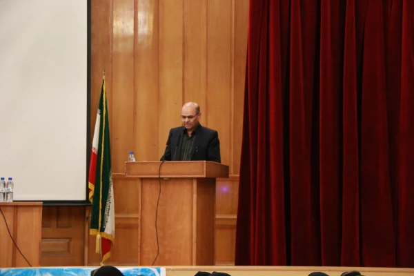 دومین دوره سلسله همایش های استانی فرصت ها و چالش های ازدواج دانشجویی در استان فارس برگزار شد 10