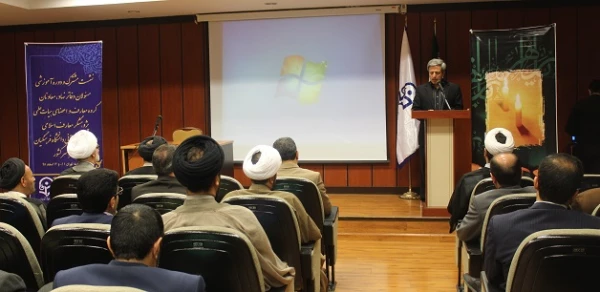 در مجتمع آدینه آغاز بکار کرد: 

نشست مشترک و دوره آموزشی مسئولان دفاتر نهاد رهبری و معاونان گروه معارف در پردیس های دانشگاه فرهنگیان 6