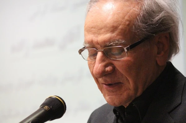 عضو هیات علمی دانشگاه علامه:

وابستگی به درآمدهای نفت، موحب عدم تعادل در اقتصاد است، باید در نظام اقتصاد جهانی ورود کنیم 2