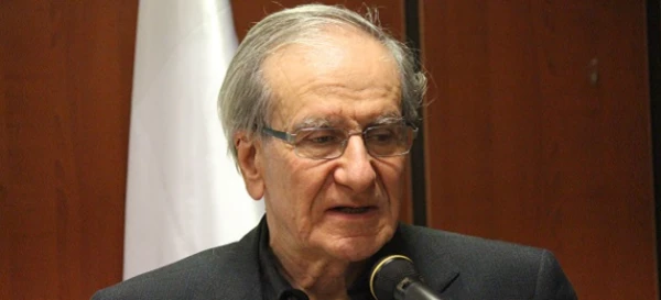 عضو هیات علمی دانشگاه علامه:

وابستگی به درآمدهای نفت، موحب عدم تعادل در اقتصاد است، باید در نظام اقتصاد جهانی ورود کنیم 3