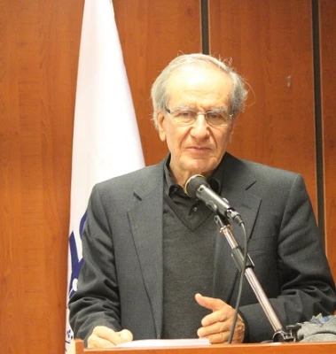 عضو هیات علمی دانشگاه علامه:

وابستگی به درآمدهای نفت، موحب عدم تعادل در اقتصاد است، باید در نظام اقتصاد جهانی ورود کنیم 4