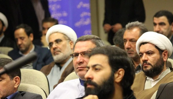 در دومین روز از نشست مسئولان نهاد و اساتید گروه معارف اسلامی برگزار شد:

کارگاه های آموزشی اصول و فنون مشاوره و روش تحقیق و مقاله نویسی 12