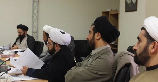 در کارگاه آموزشی روش های تدریس عنوان شد:

معلم پیوند دهنده حیطه دانشی به حیطه عملی و انگیزشی کلاس درس است
 2