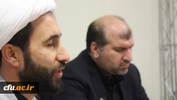 در کارگاه آموزشی روش های تدریس عنوان شد:

معلم پیوند دهنده حیطه دانشی به حیطه عملی و انگیزشی کلاس درس است
 8