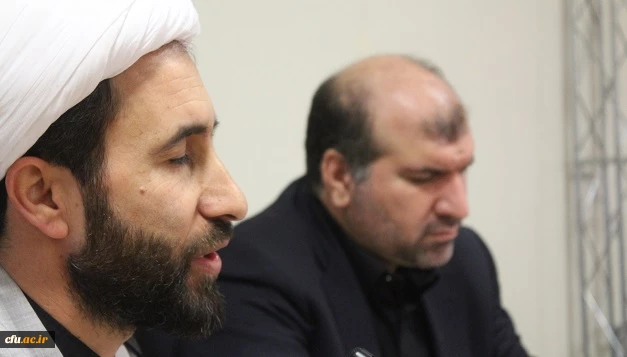 در کارگاه آموزشی روش های تدریس عنوان شد:

معلم پیوند دهنده حیطه دانشی به حیطه عملی و انگیزشی کلاس درس است
 8