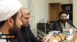 در کارگاه آموزشی روش های تدریس عنوان شد:

معلم پیوند دهنده حیطه دانشی به حیطه عملی و انگیزشی کلاس درس است
 9