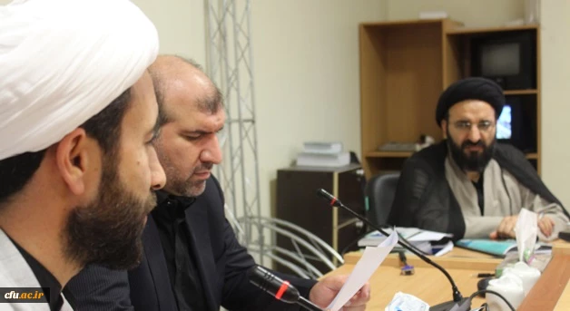 در کارگاه آموزشی روش های تدریس عنوان شد:

معلم پیوند دهنده حیطه دانشی به حیطه عملی و انگیزشی کلاس درس است
 9