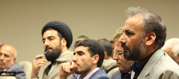 از سوی عضو هیات علمی دانشگاه تهران صورت گرفت:

تشریح آخرین وضعیت تحولات منطقه در نشست دوره اموزشی مسولان دفاتر نهاد و معاونان گروه معارف 2