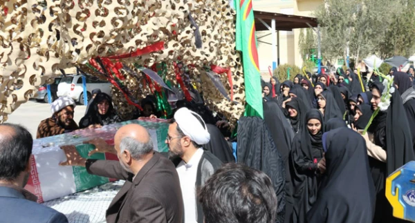 در ایام شهادت حضرت زهرا(س) :

عطر شهادت در فضای دانشگاه فرهنگیان یزد پیچید
 2