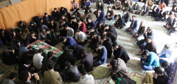 در ایام شهادت حضرت زهرا(س) :

عطر شهادت در فضای دانشگاه فرهنگیان یزد پیچید
 4